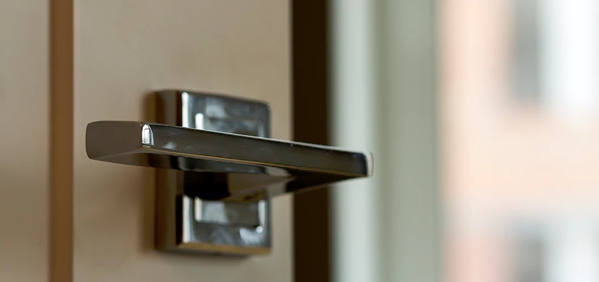 Door Lever Knob Repair in Shafter, California